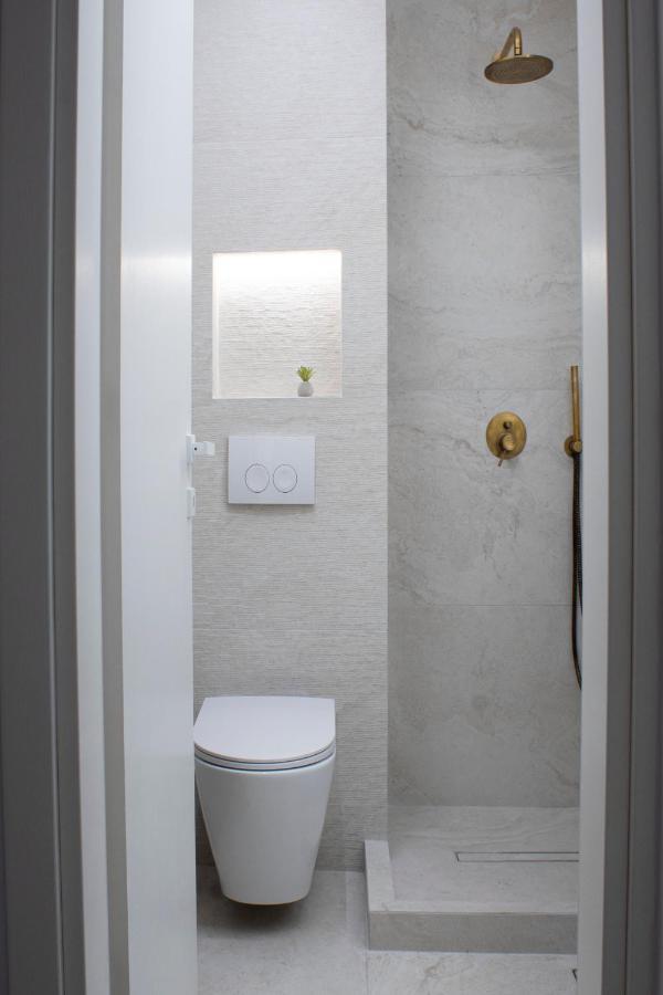 Stylish Modern Classic Apartment Thessaloniki Buitenkant foto
